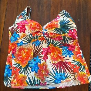 Floral Multicolor Women's swimsuit top NWT